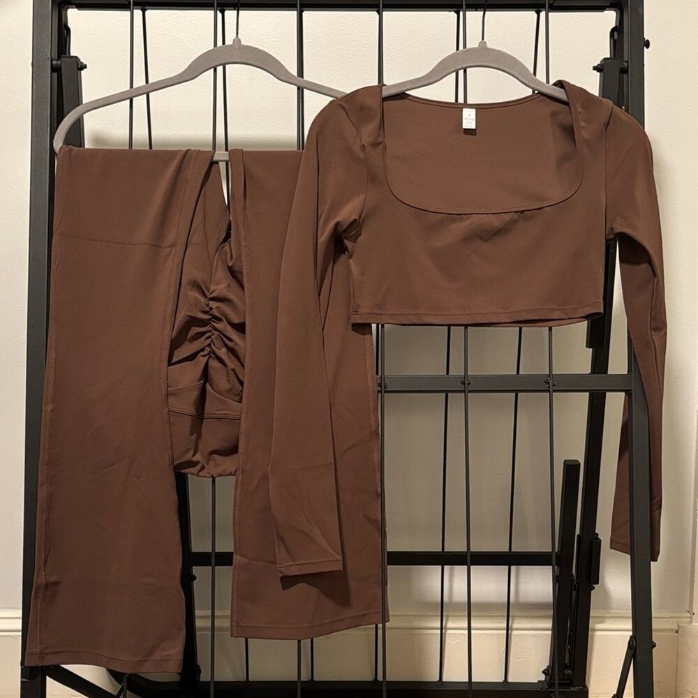 Tan Long Sleeve Crop Top and Leggings - Picture 3 of 7